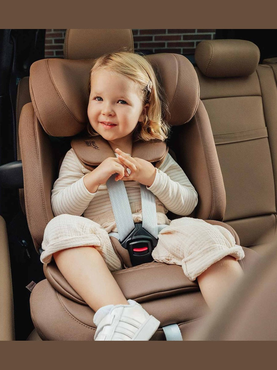 Britax Römer Advansafix Pro Car Seat – Warm Caramel (Lux Collection)