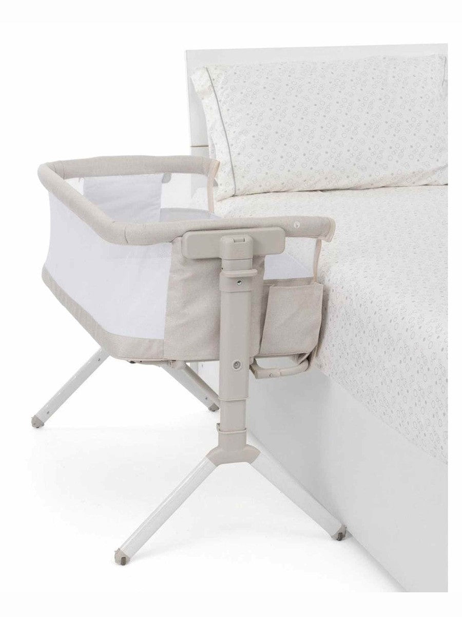 Chicco Next2Me Armonia Bedside Crib – Motherpearl (0–6 Months)