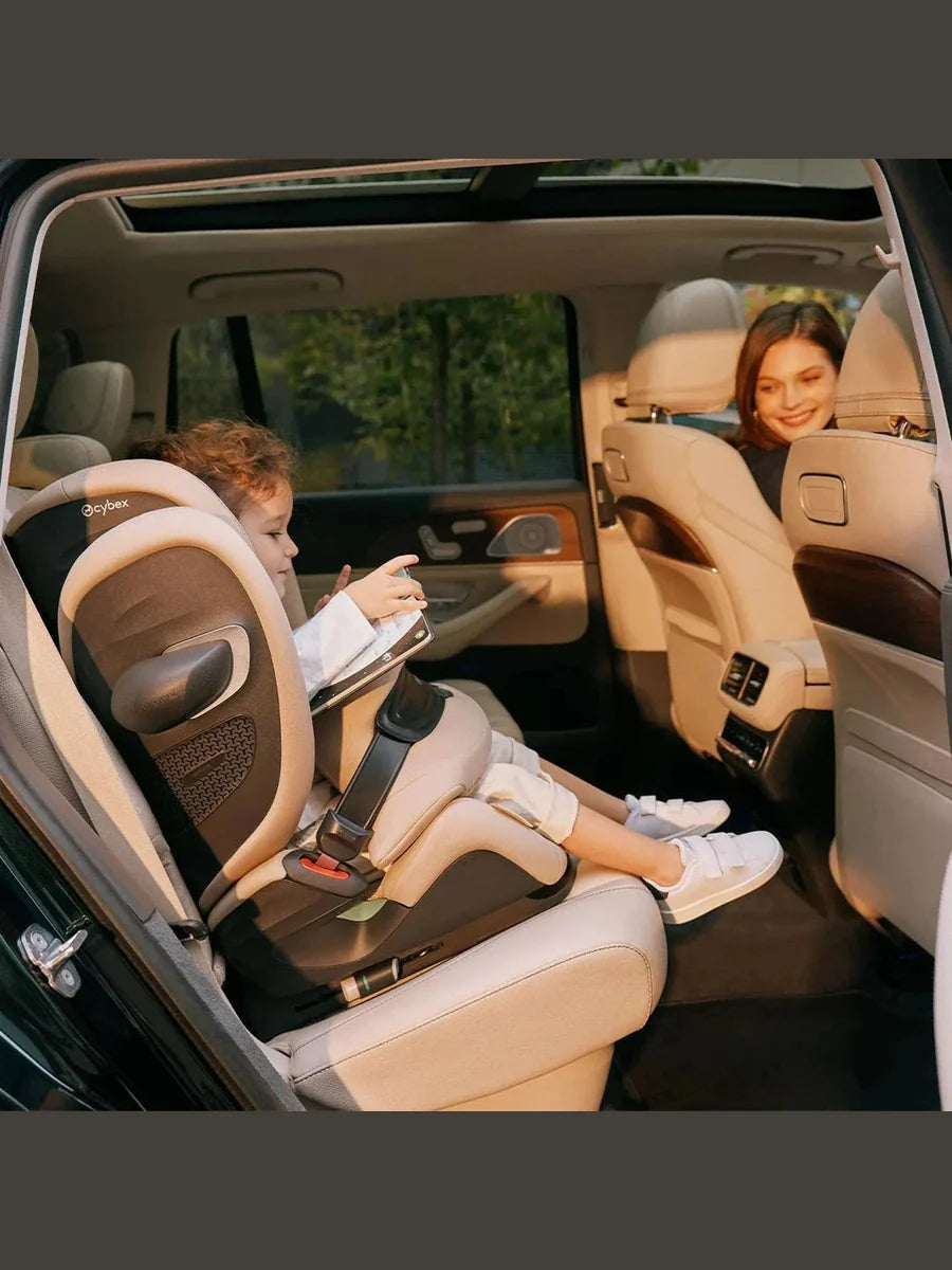 Cybex Pallas G2 Plus i-Size Car Seat – Moon Black