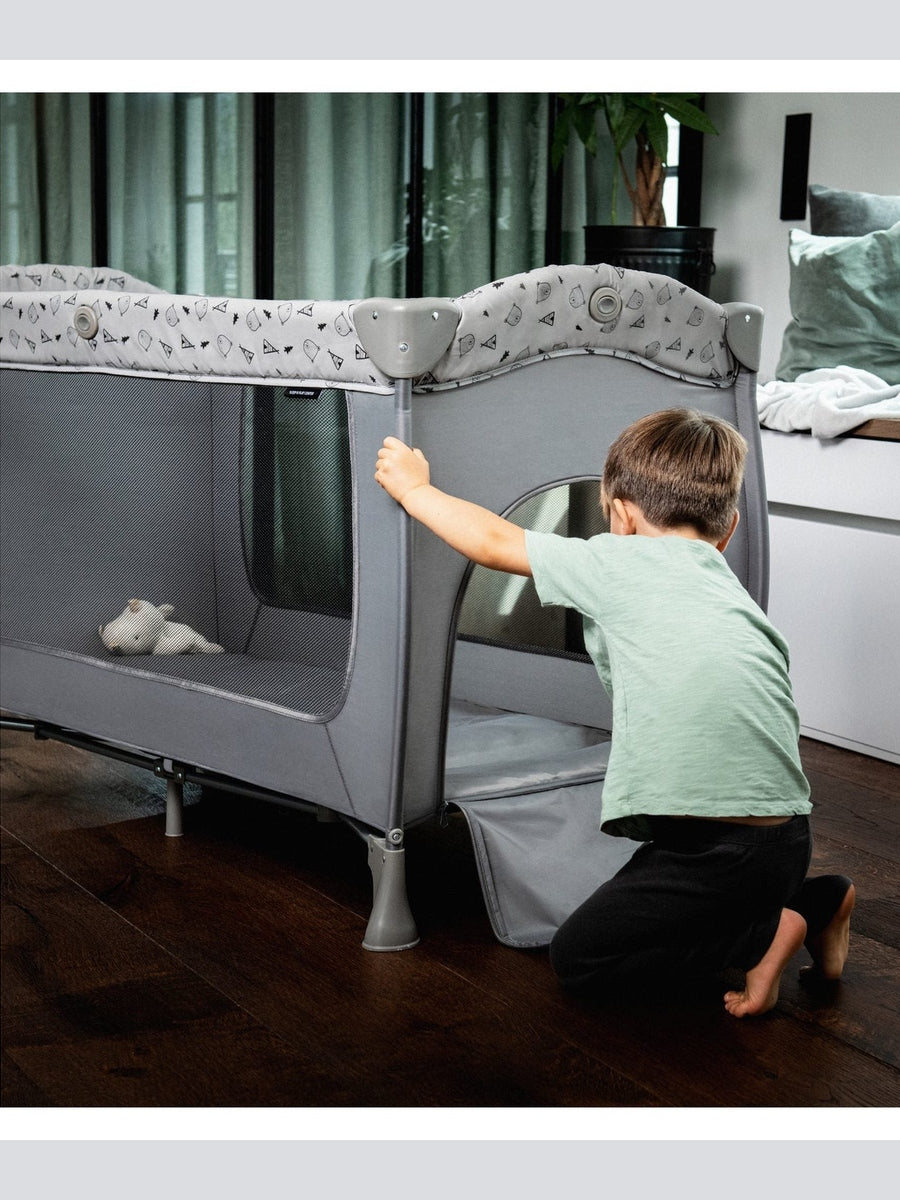 Hauck Sleep N Play Center - Travel Cot & Playpen - Grey Stars